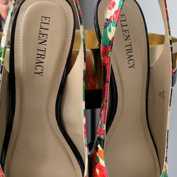 New Ellen Tracy platform sandals - Picture 7 of 8